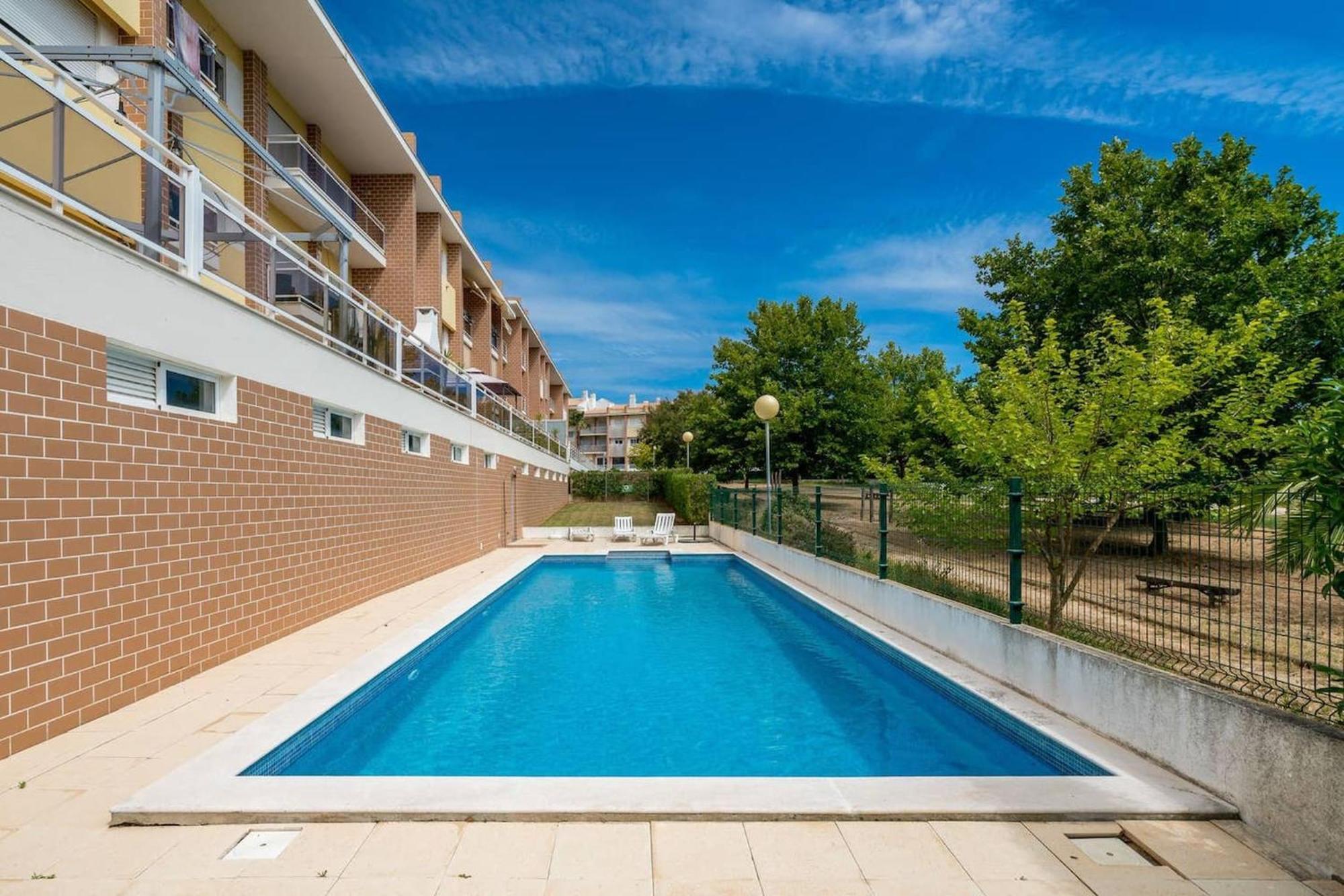 2 Bedroom Relax In Alvor By Innkeeper Bagian luar foto