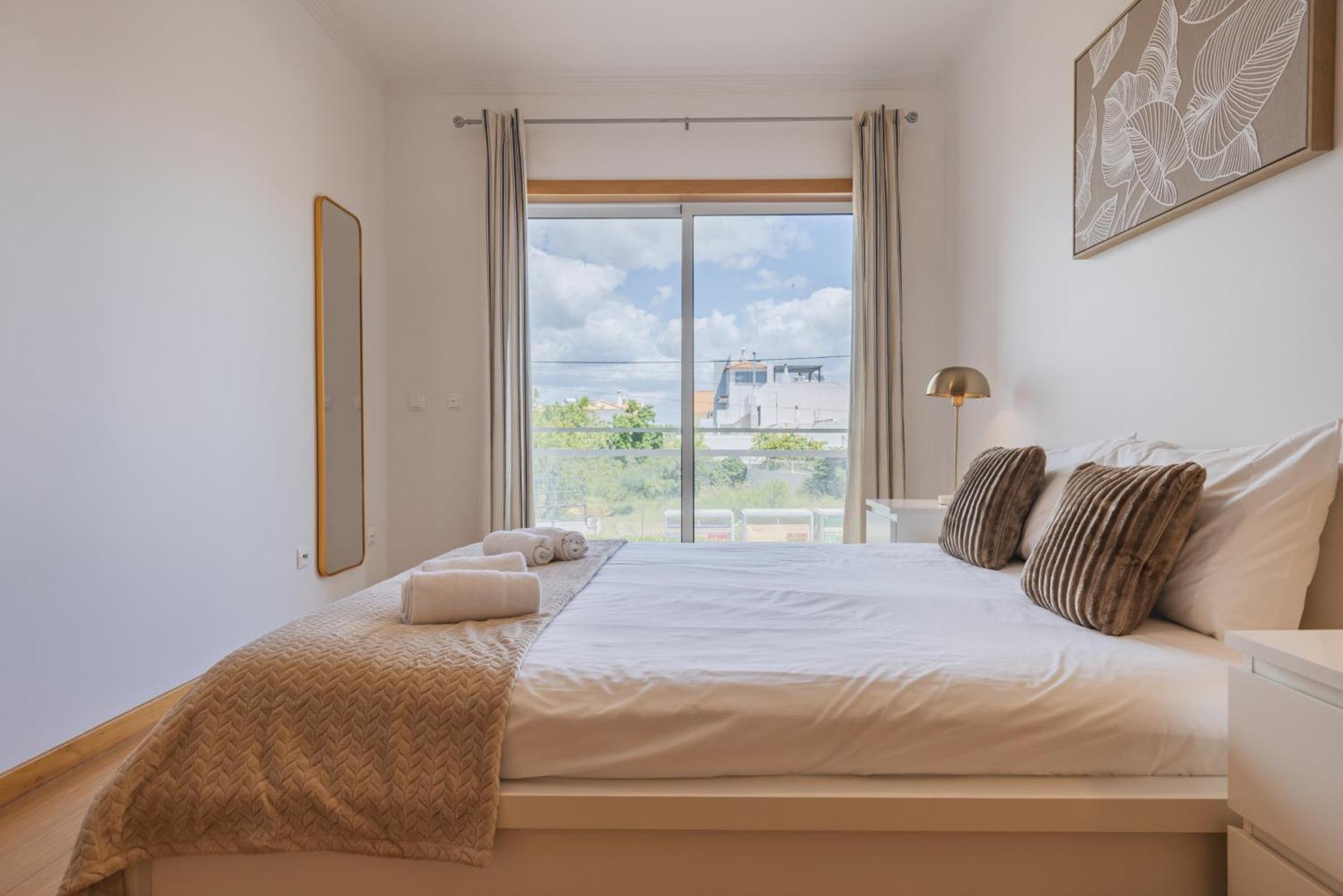 2 Bedroom Relax In Alvor By Innkeeper Bagian luar foto